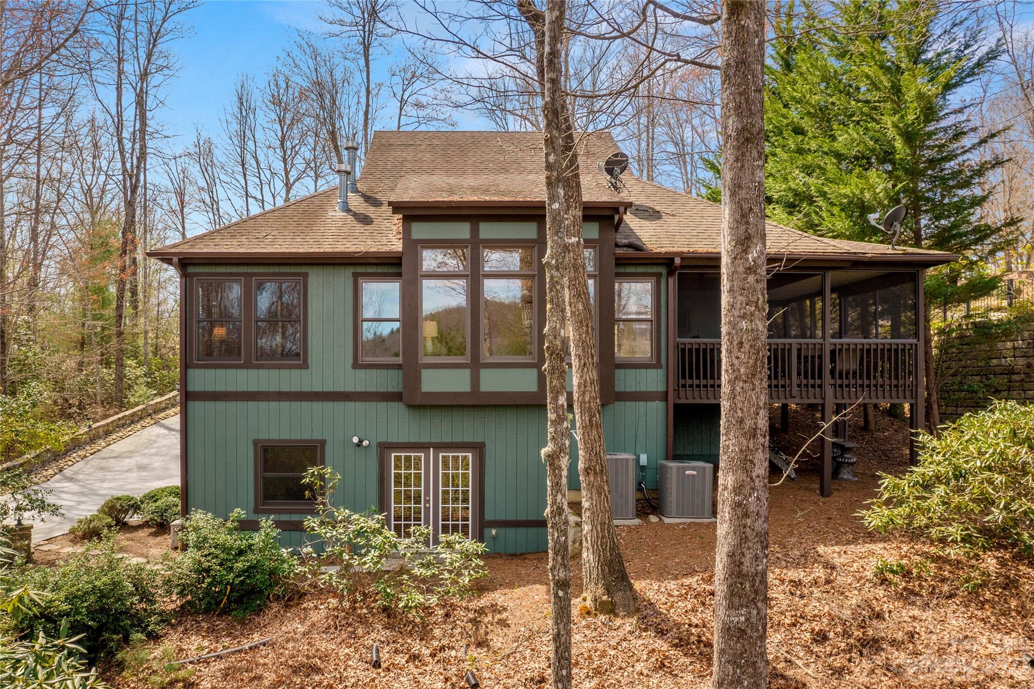 Connestee Falls - Residential