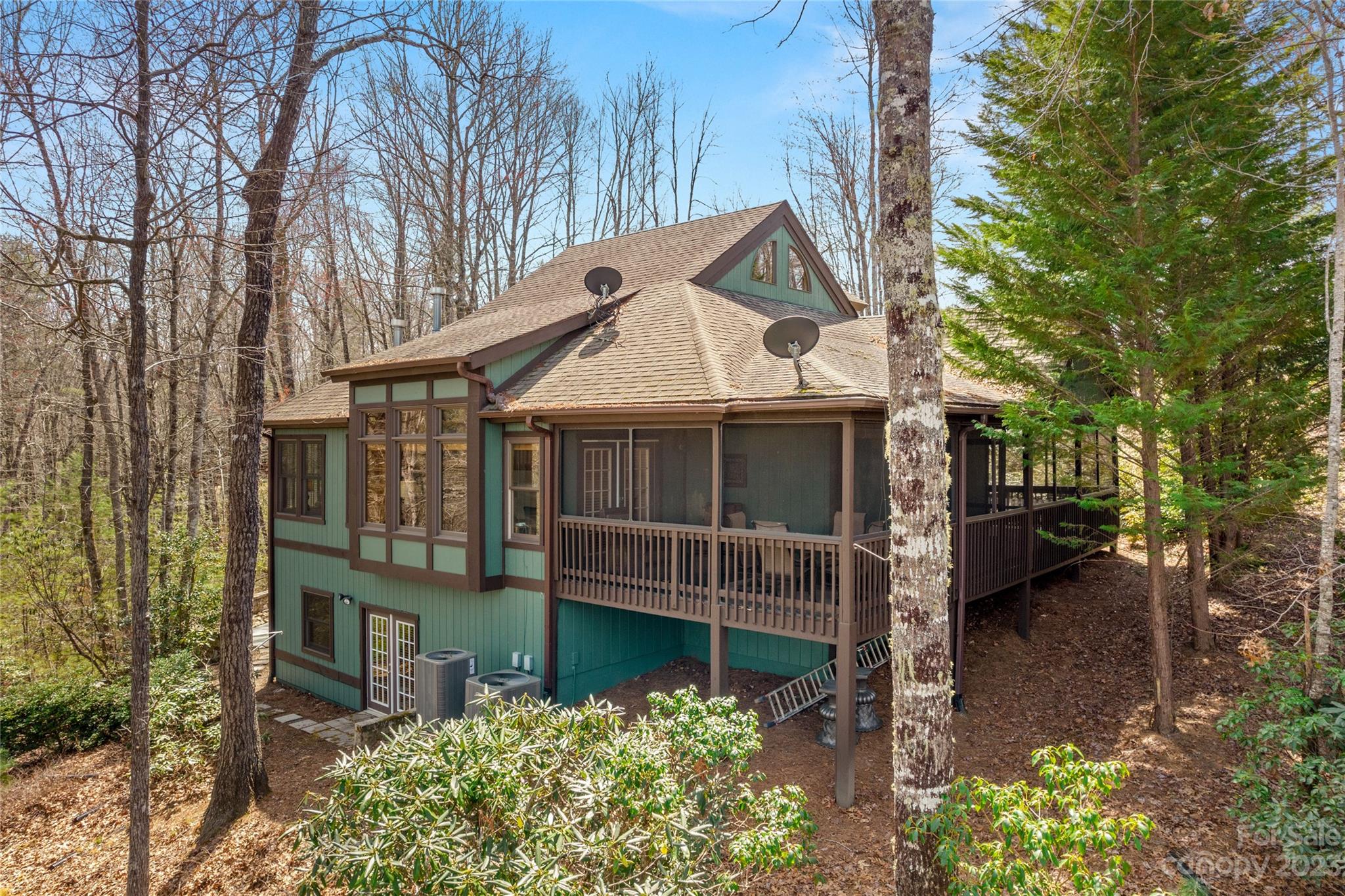 Connestee Falls - Residential