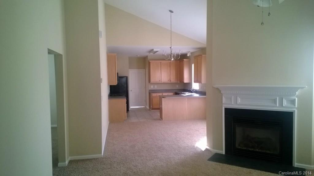 Old Stone Crossing - Residential