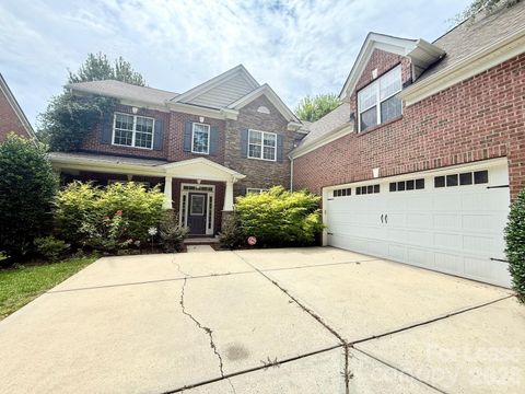 Photo of 10110 Paxton Run Road, Charlotte, NC 28277 (MLS # 4407356)