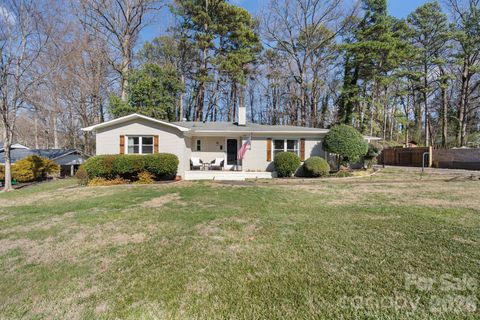 3318 Campbell Drive Charlotte NC 28205