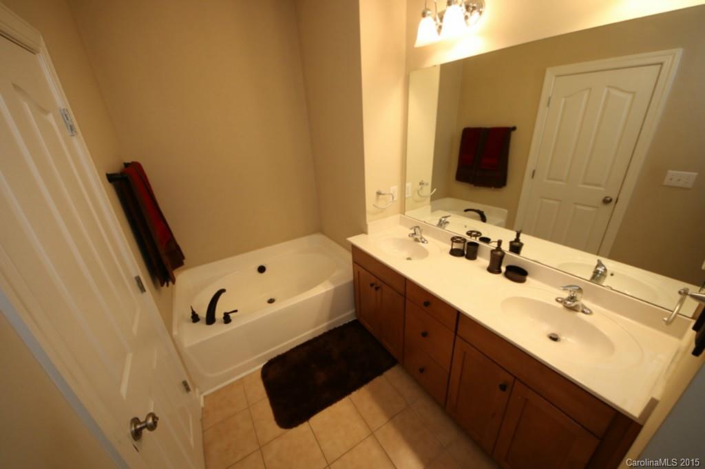 Riviera - Residential