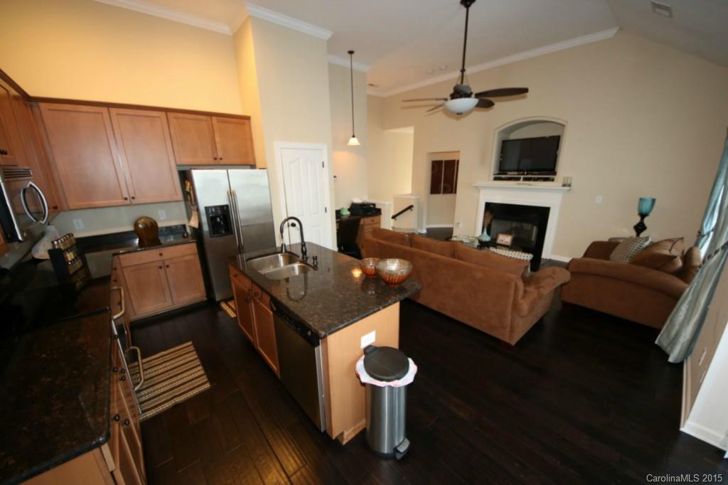 Riviera - Residential