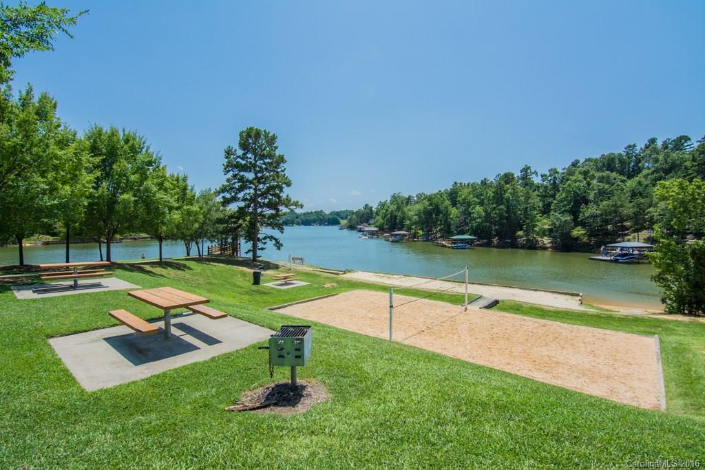 Lake Shore On Lake Wylie - Residential