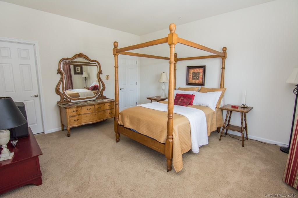 Lake Shore On Lake Wylie - Residential