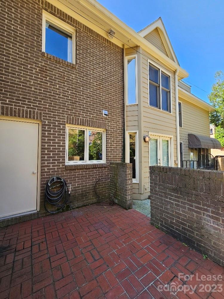 Roswell Condos - Residential Lease