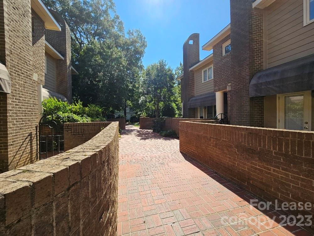 Roswell Condos - Residential Lease