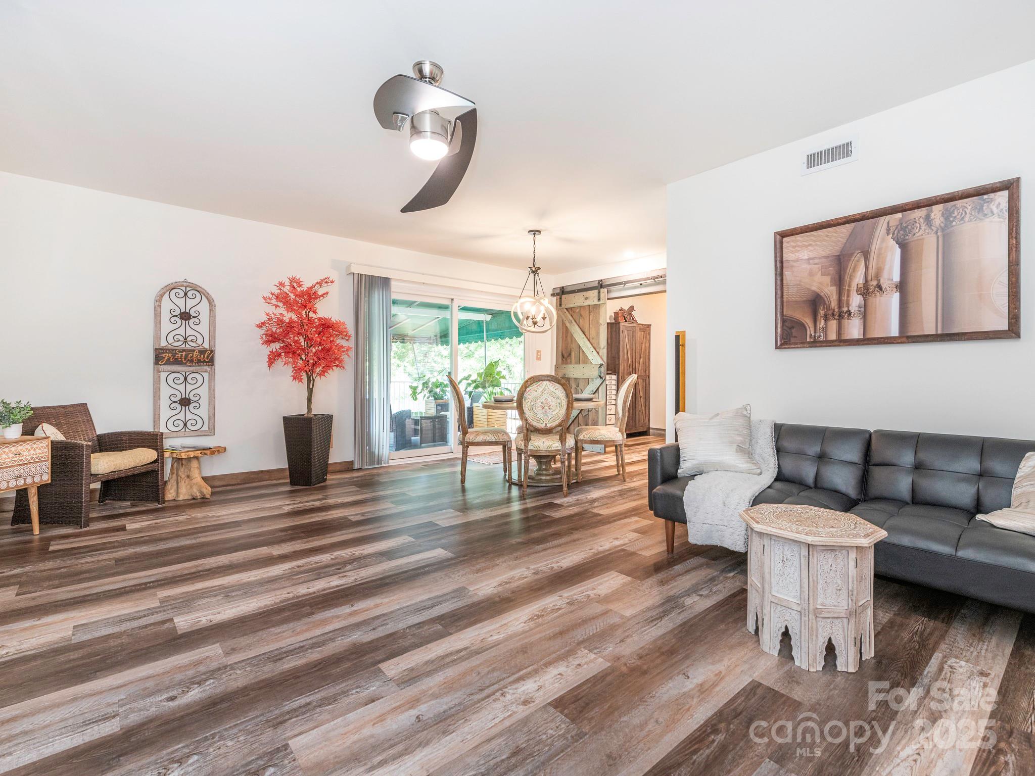 8340 Meadow Lakes Drive