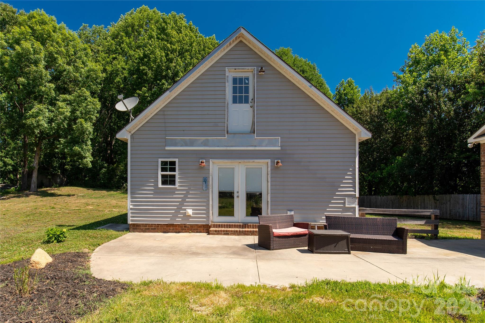 Joannas Lake - Residential