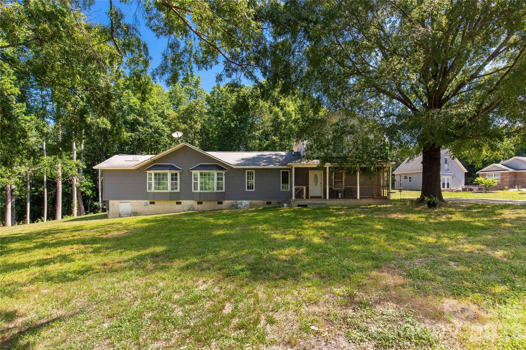 Joannas Lake - Residential