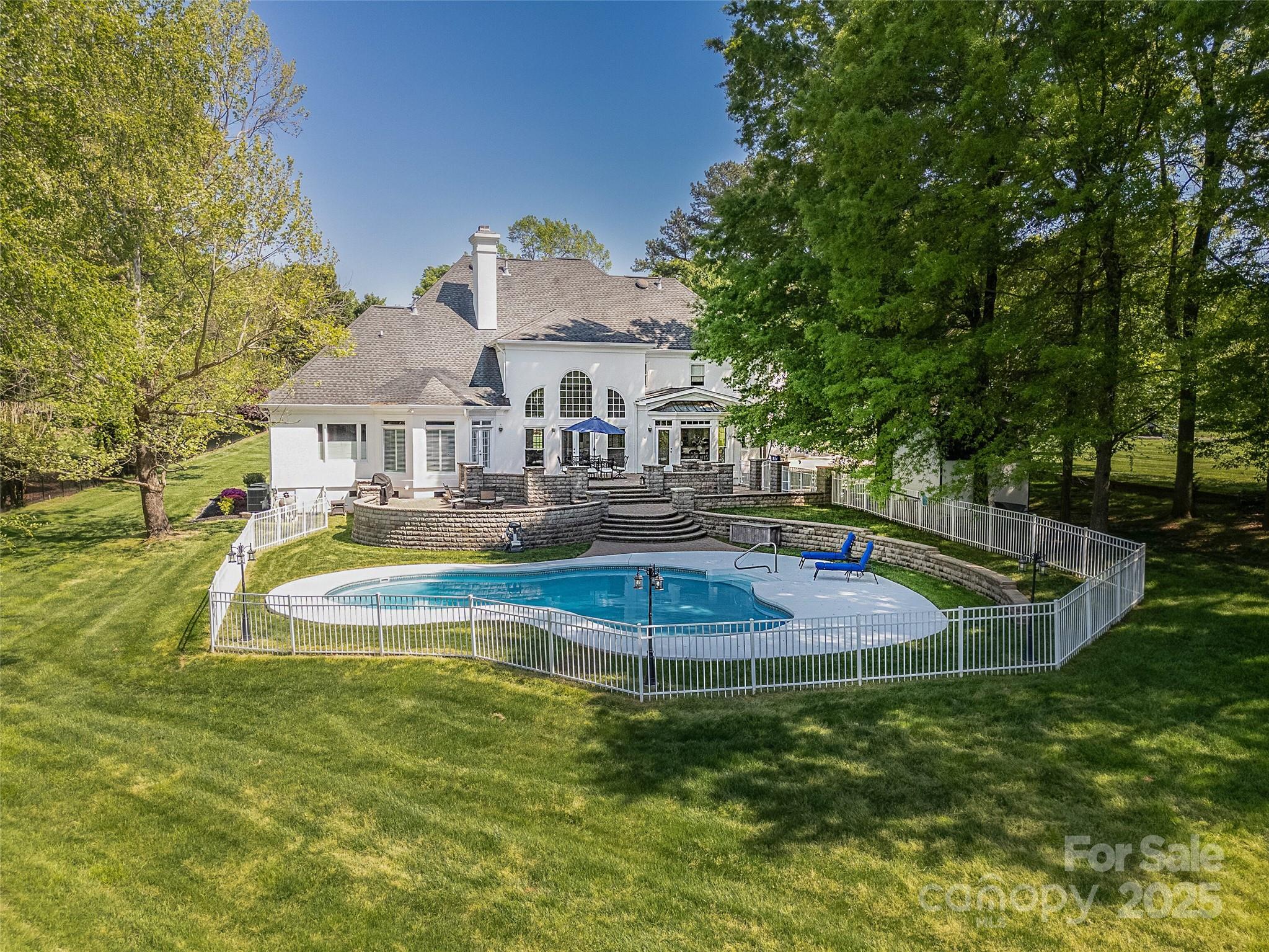 Walden Pond - Residential