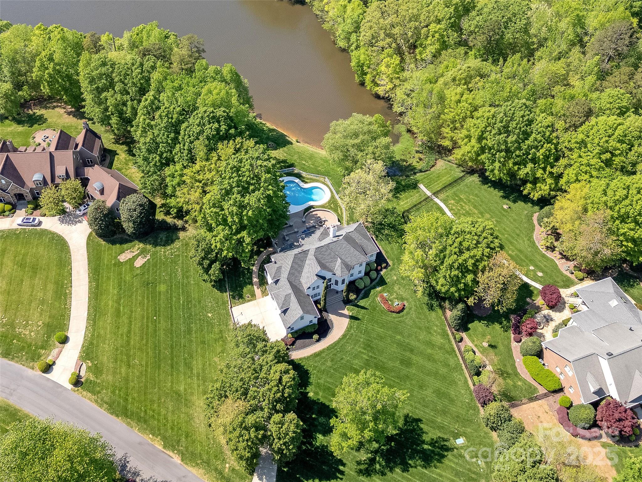 Walden Pond - Residential