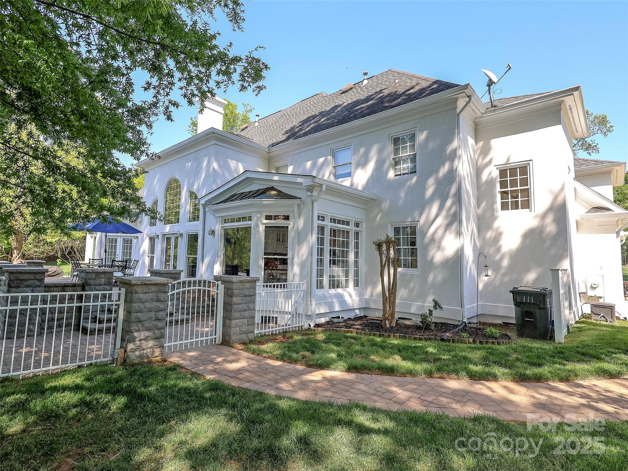 Walden Pond - Residential
