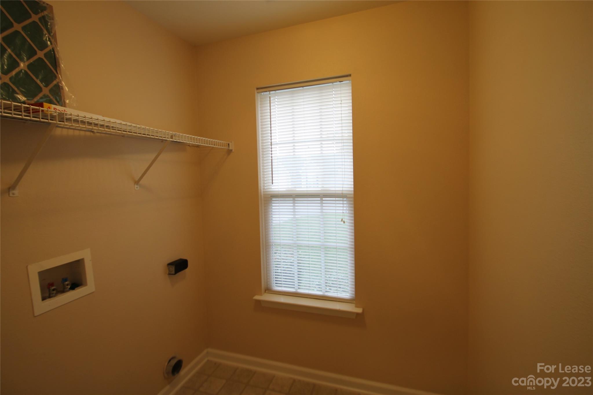 Longview Oaks - Residential Lease