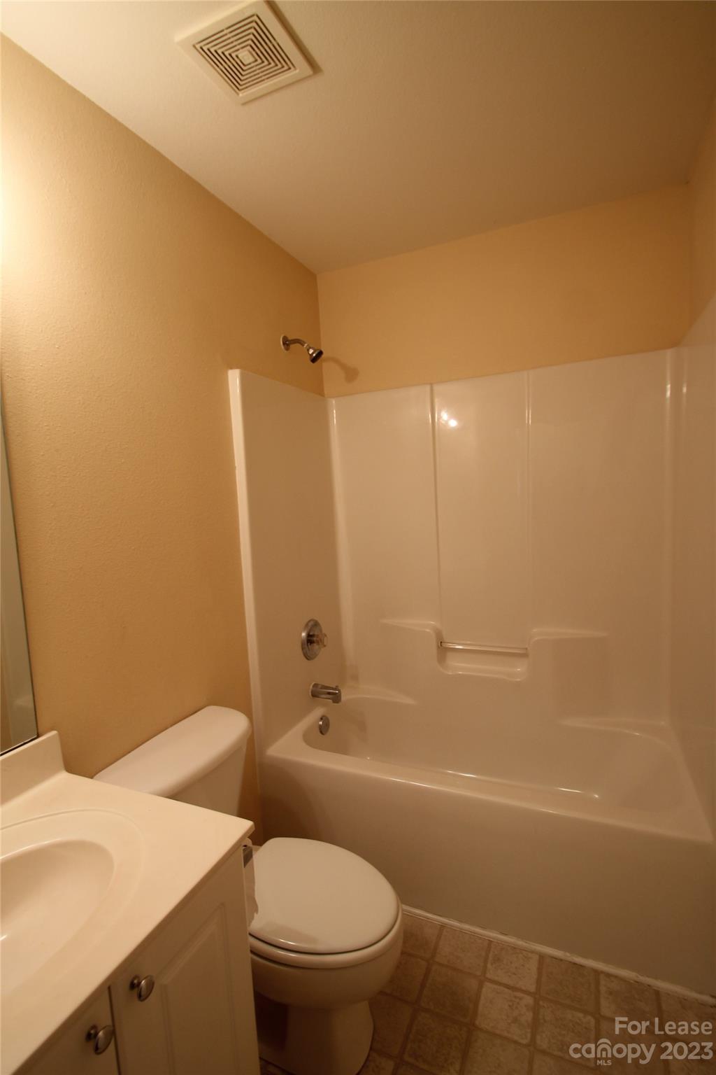 Longview Oaks - Residential Lease