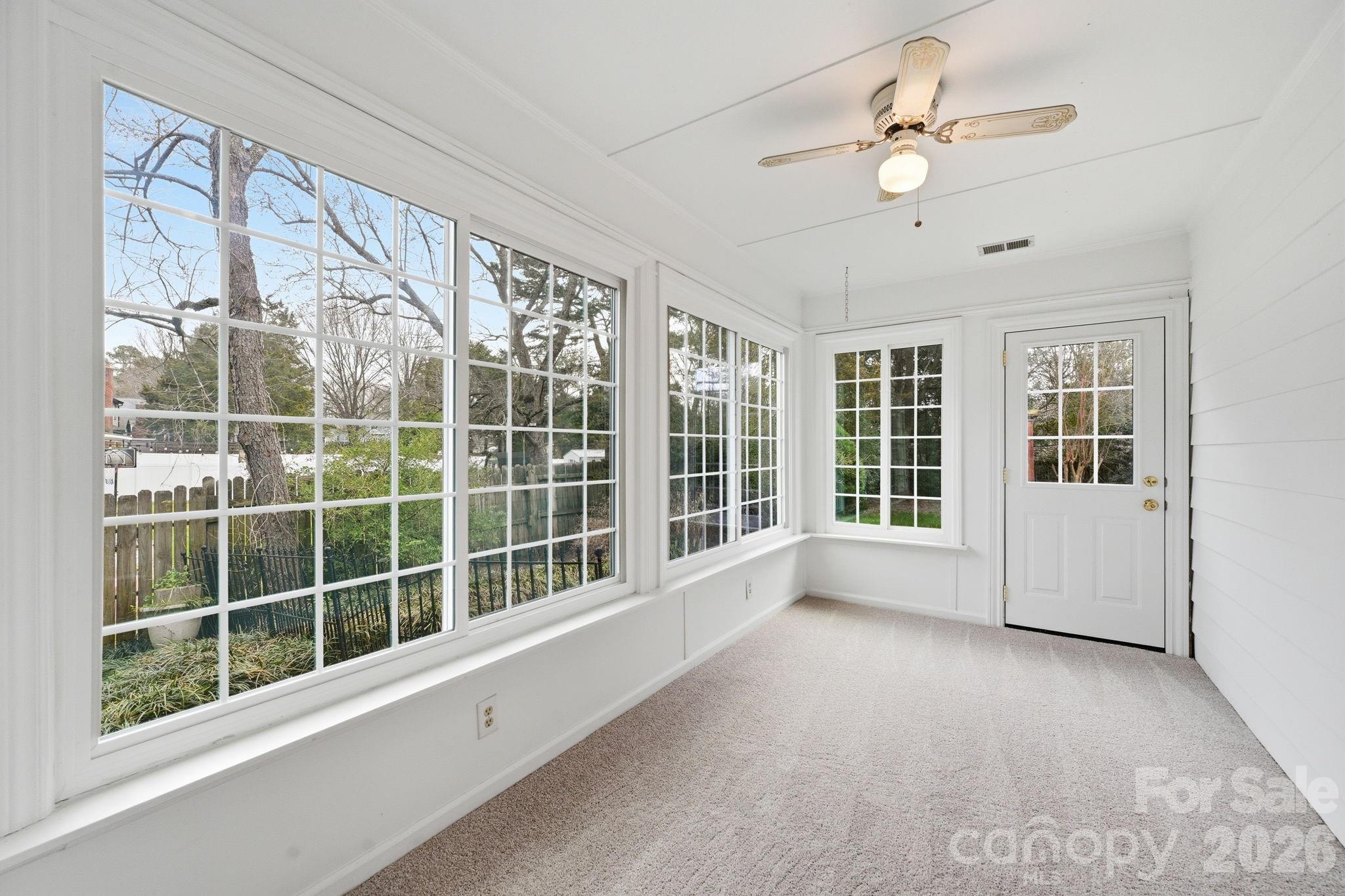 Olde Whitehall - Residential