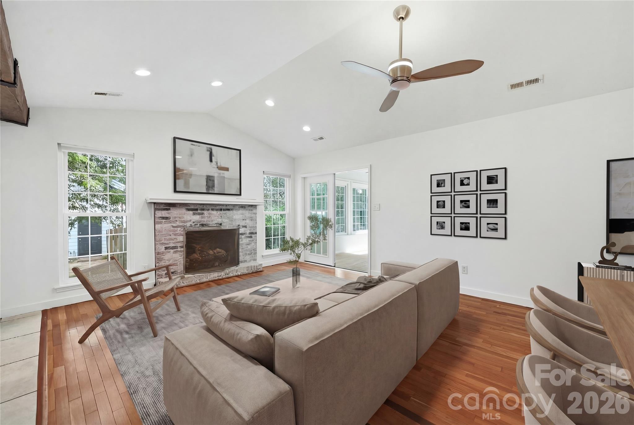 Olde Whitehall - Residential