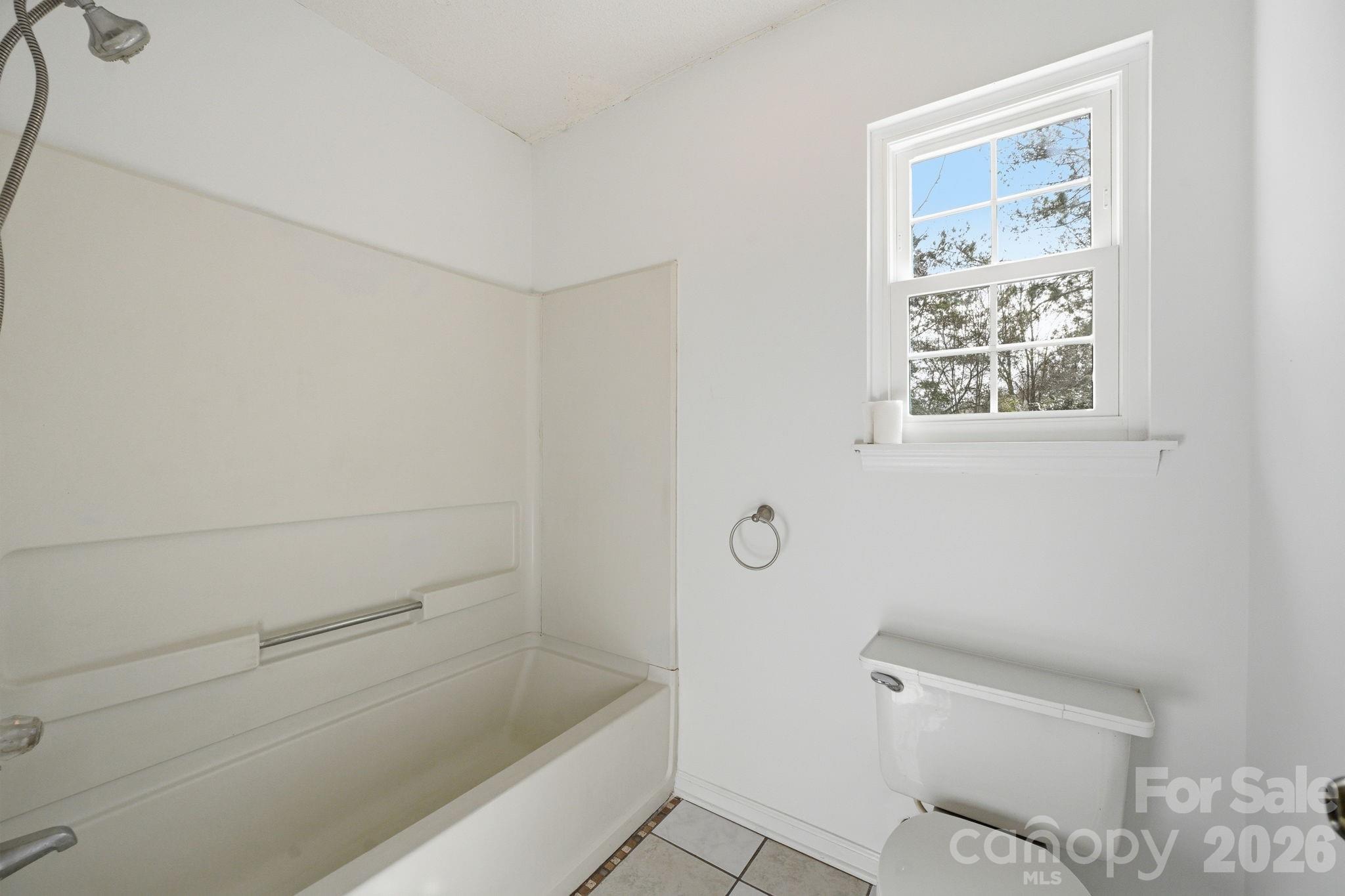 Olde Whitehall - Residential