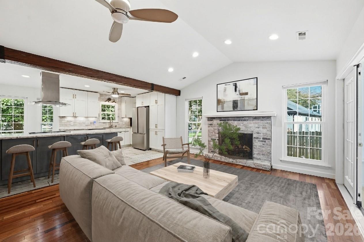 Olde Whitehall - Residential