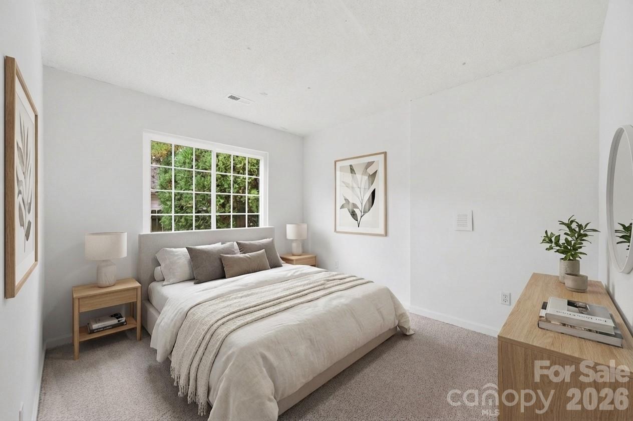 Olde Whitehall - Residential