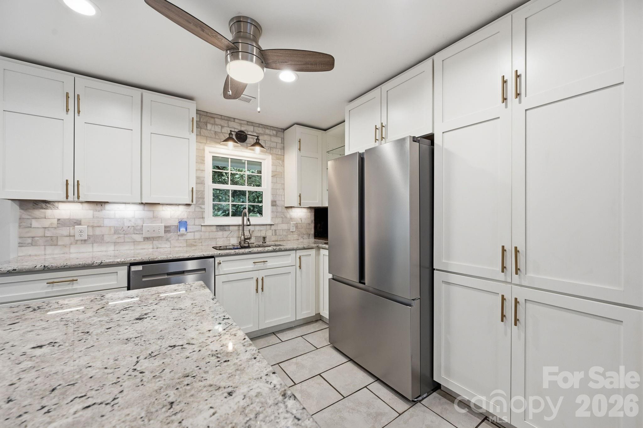 Olde Whitehall - Residential