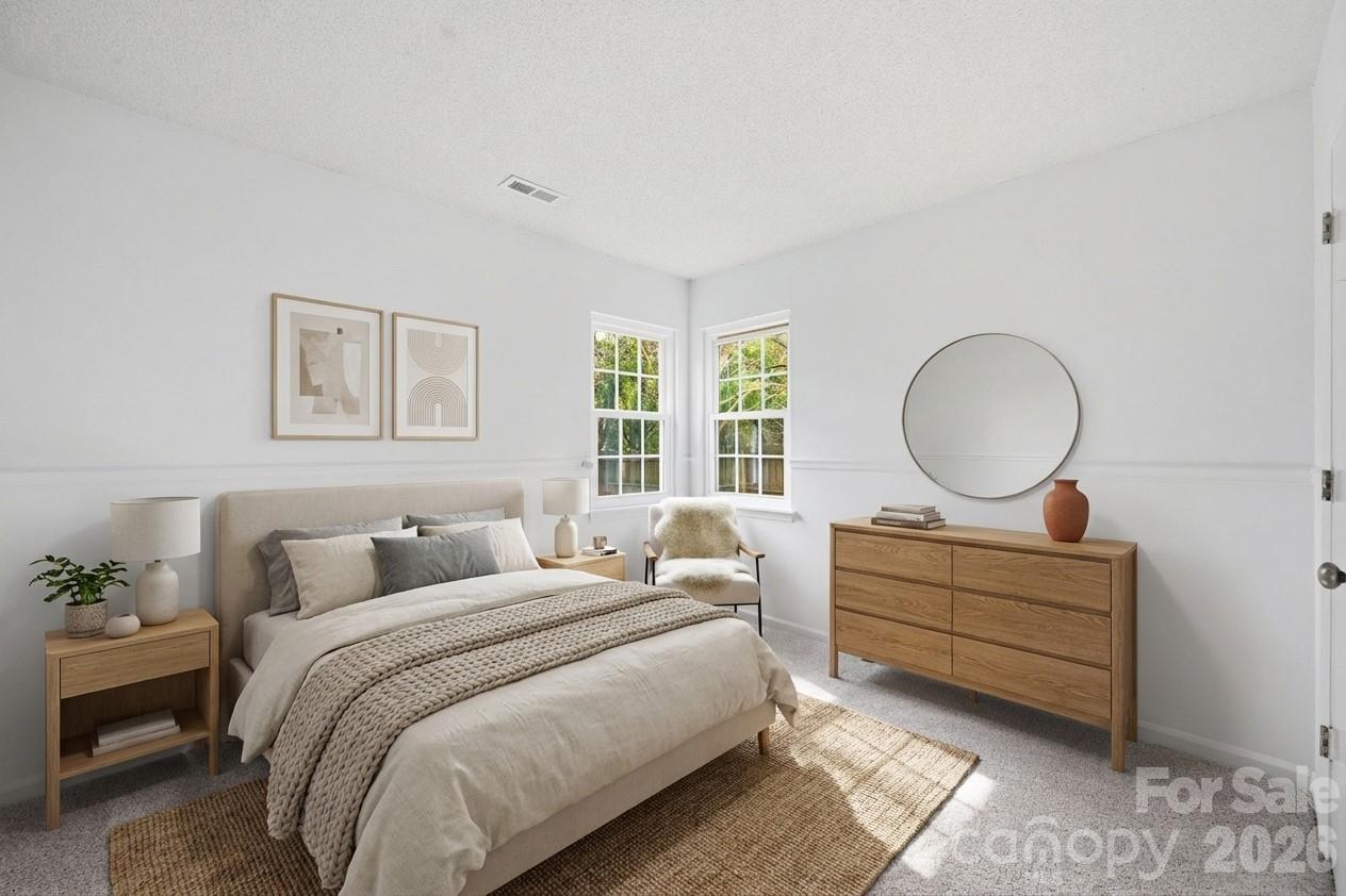 Olde Whitehall - Residential