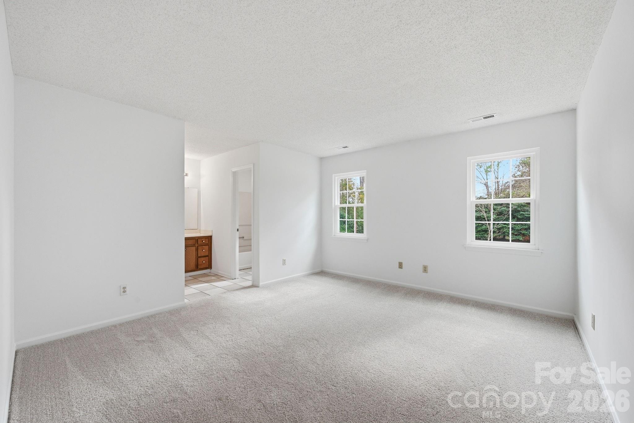 Olde Whitehall - Residential