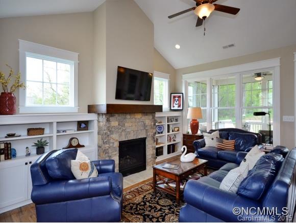 Hollabrook Farm - Residential