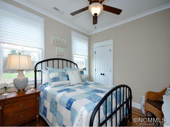 Hollabrook Farm - Residential