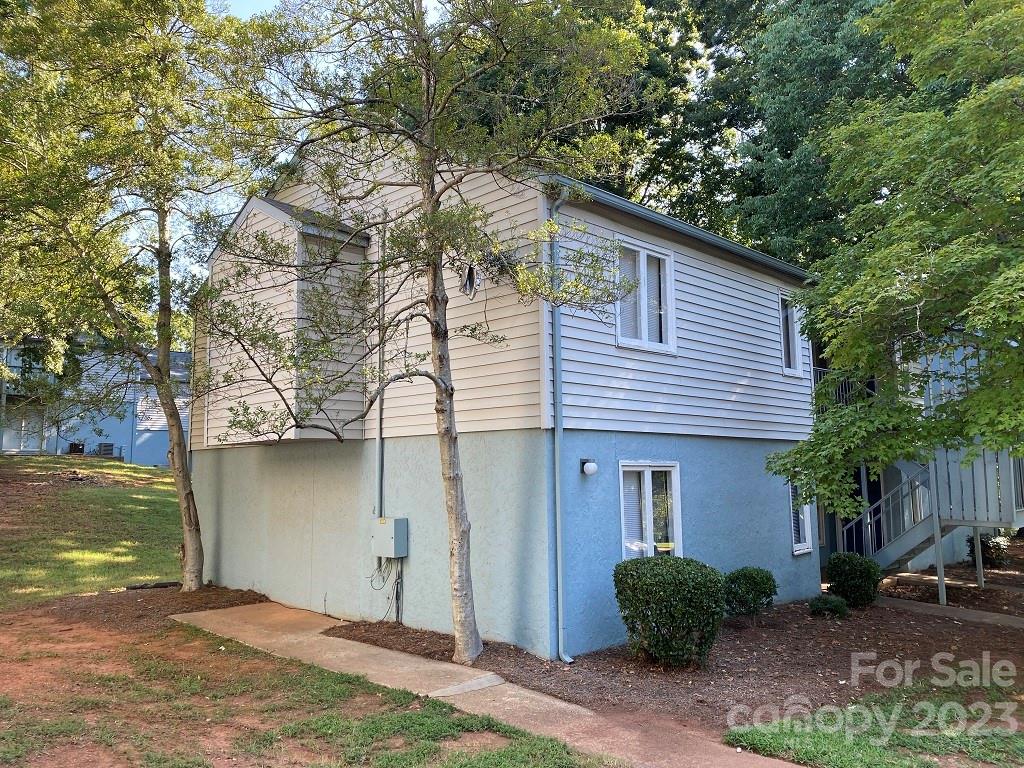 Sharon Lakes - Residential