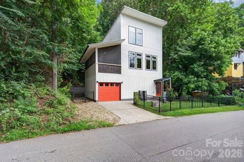 Photo of 53 Waynesville Avenue, Asheville, NC 28806 (MLS # 4418368)