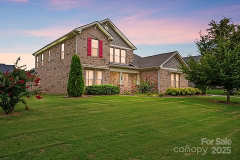 4201 Thames Circle Fort Mill SC 29715