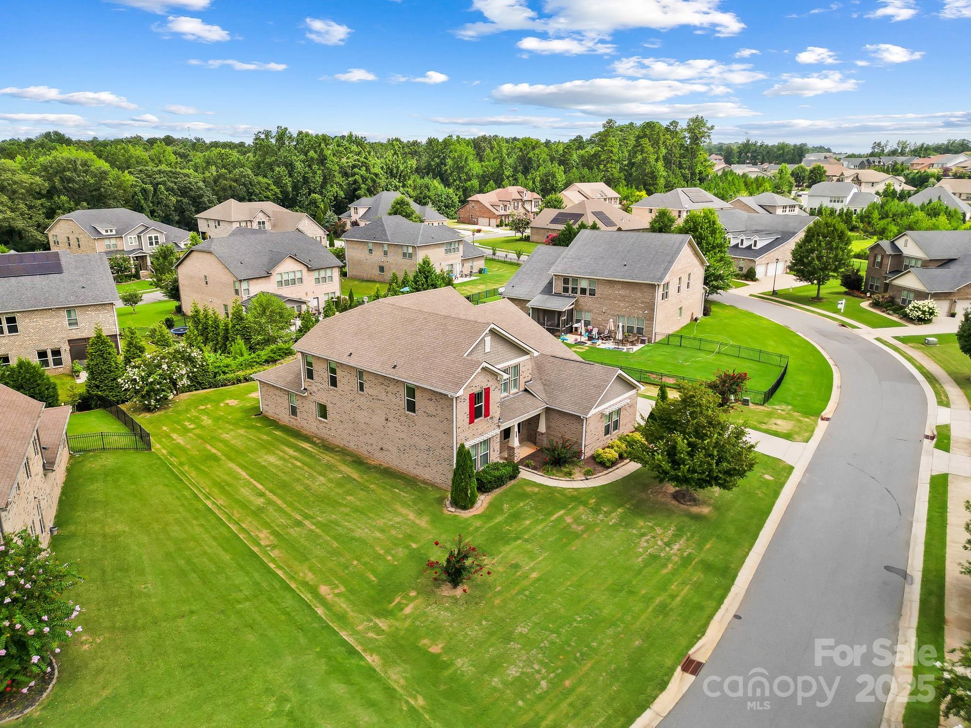 4201 Thames Circle