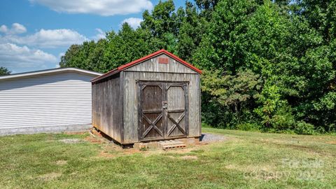 A home in Hickory