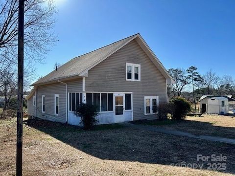 555 Falls Avenue Granite Falls NC 28630