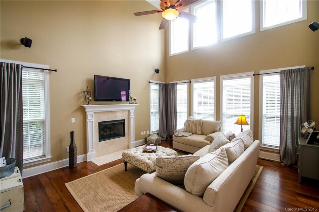 Crown Harbor - Residential