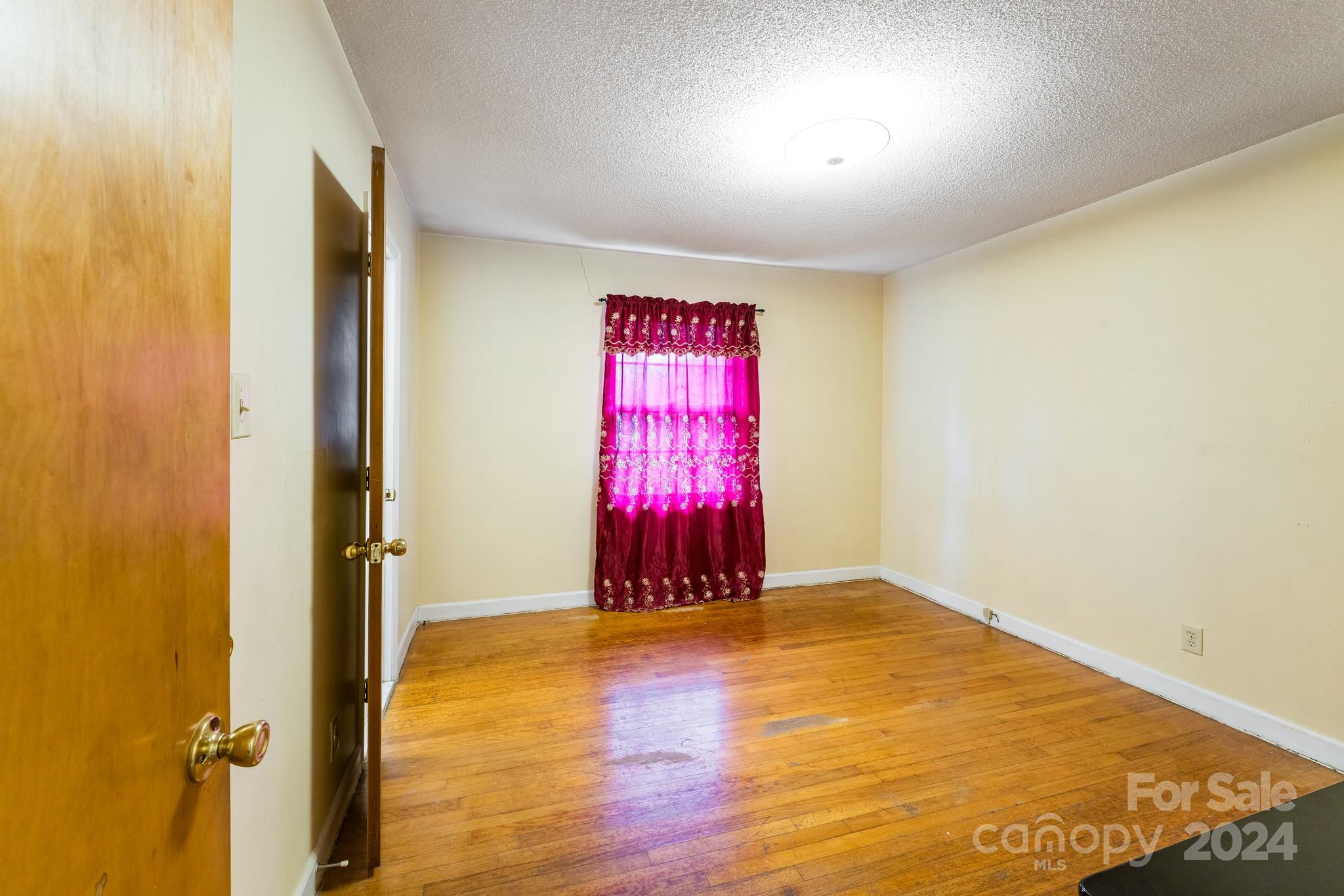 Winthrop Downs - Residential