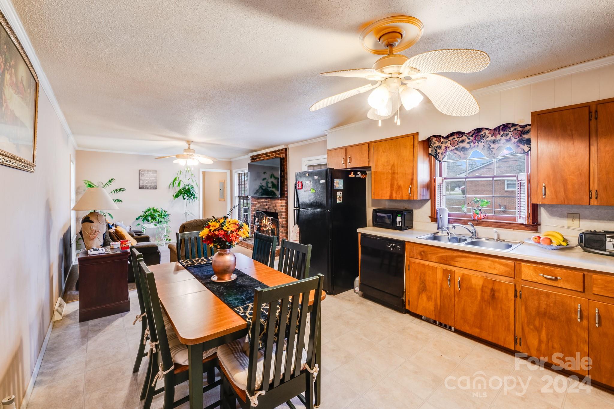 Winthrop Downs - Residential