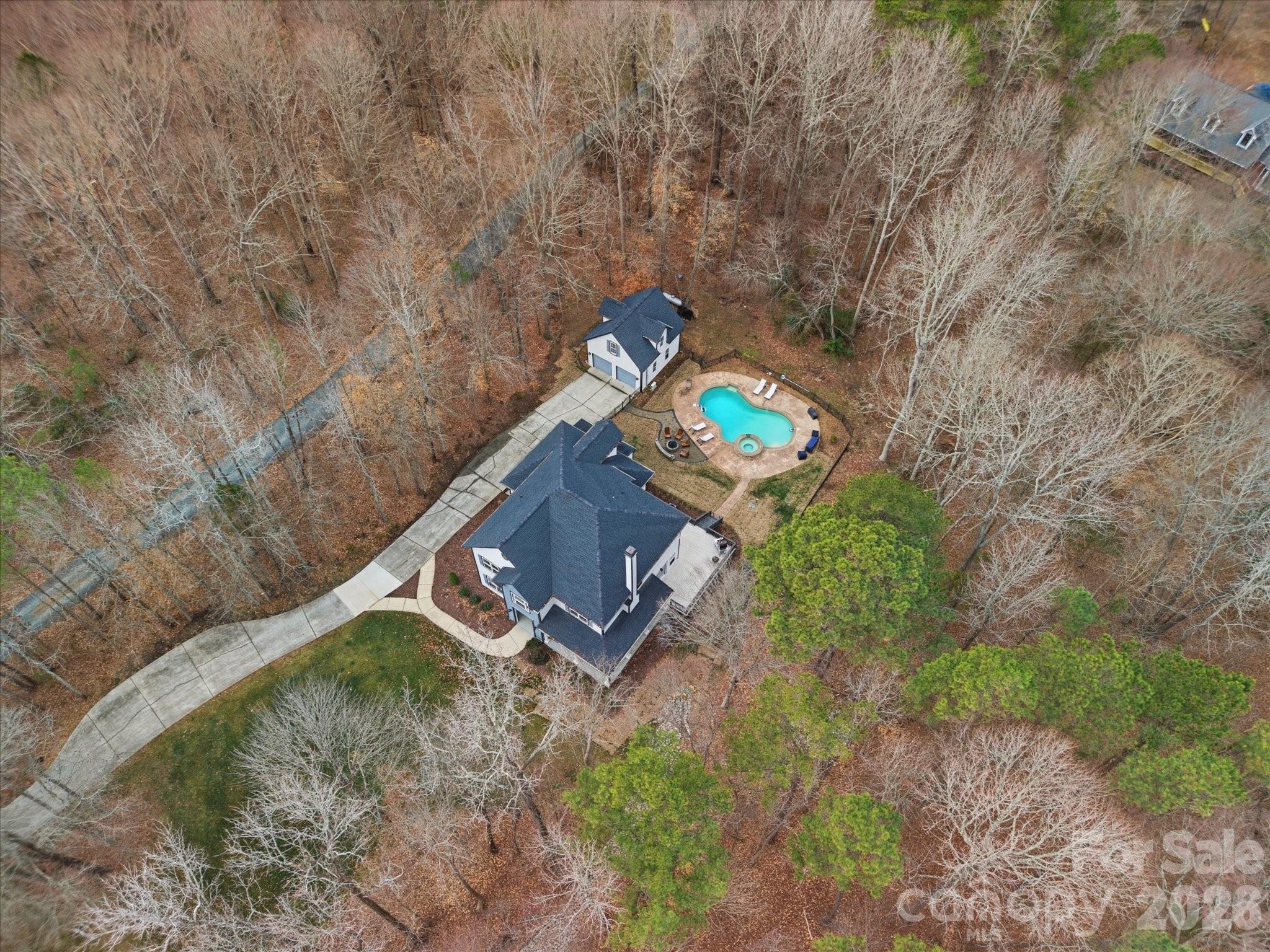 6822 Loblolly Circle