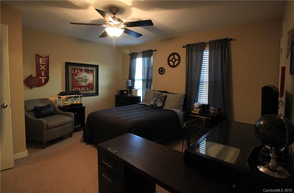 The Oaks Of Landis - Residential