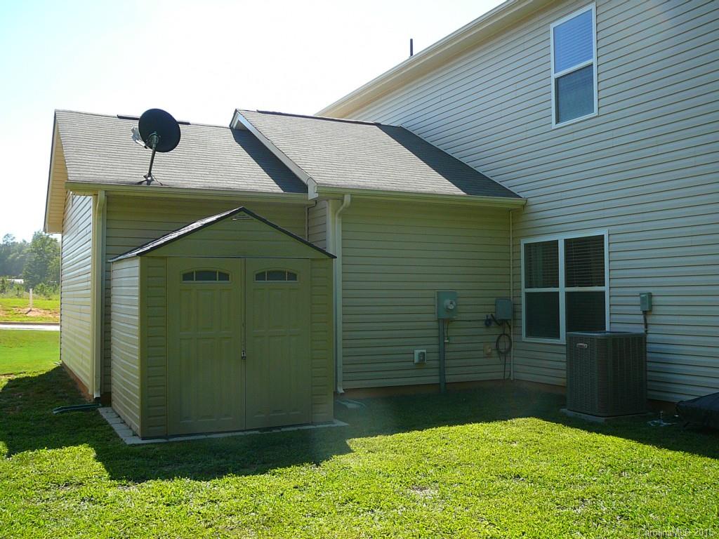 The Oaks Of Landis - Residential