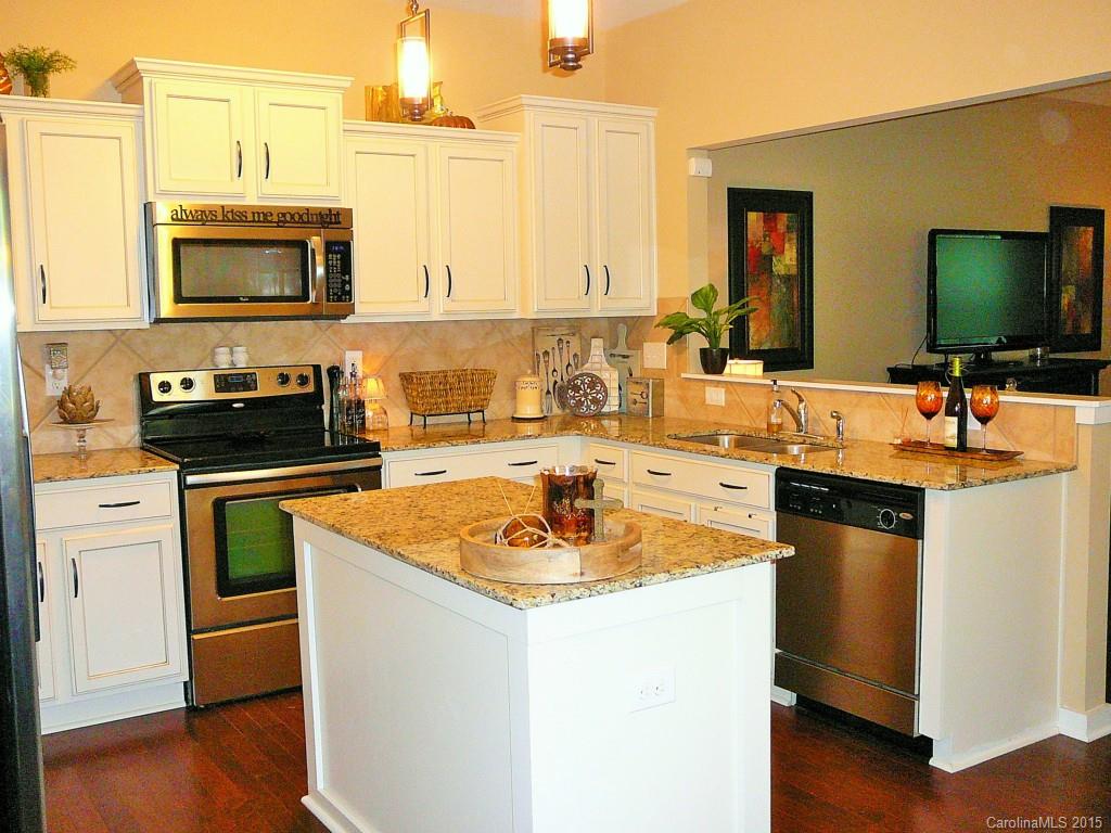 The Oaks Of Landis - Residential