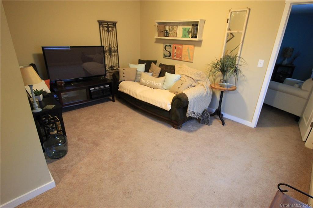 The Oaks Of Landis - Residential