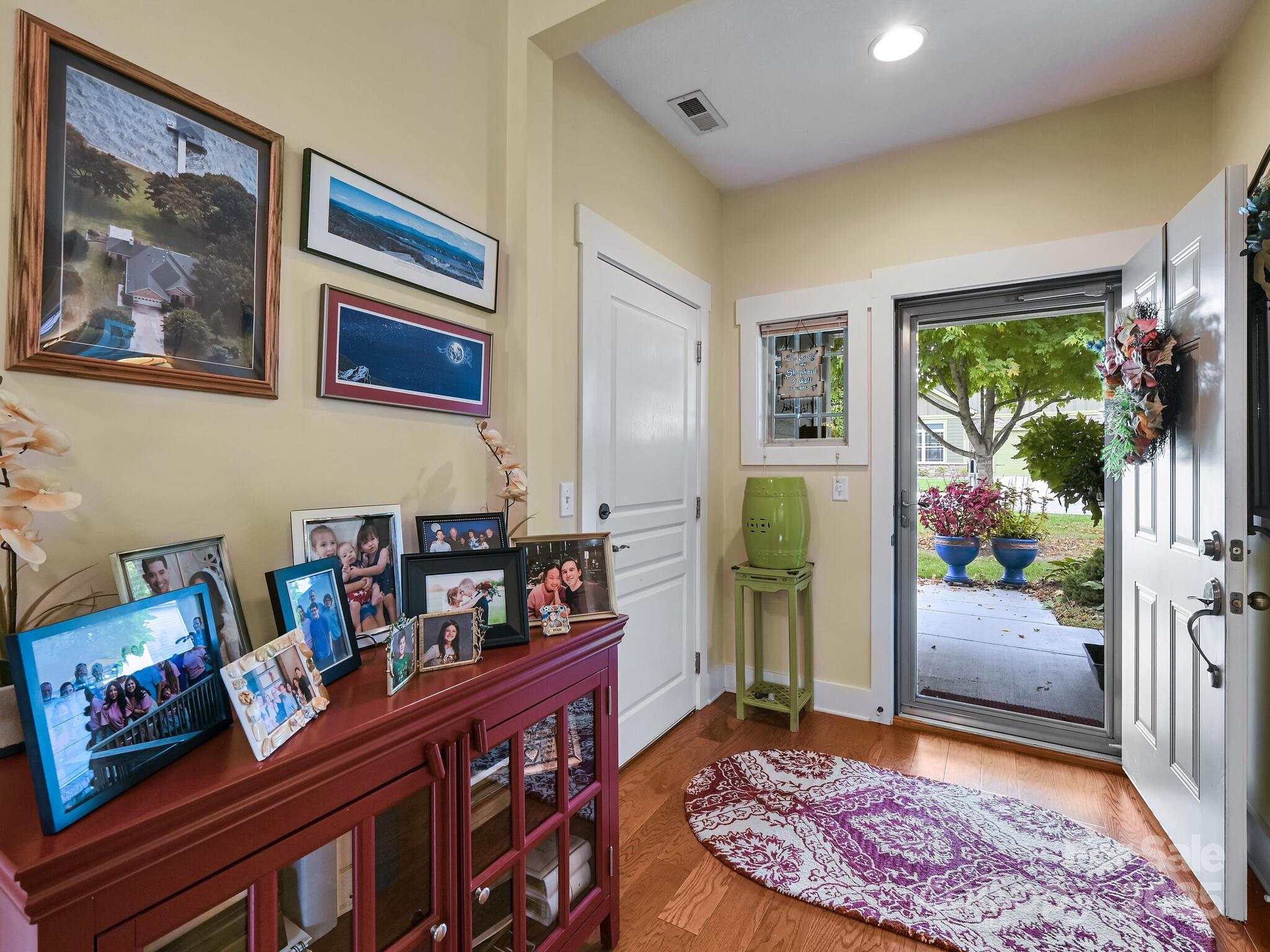 536 Summerfield Place