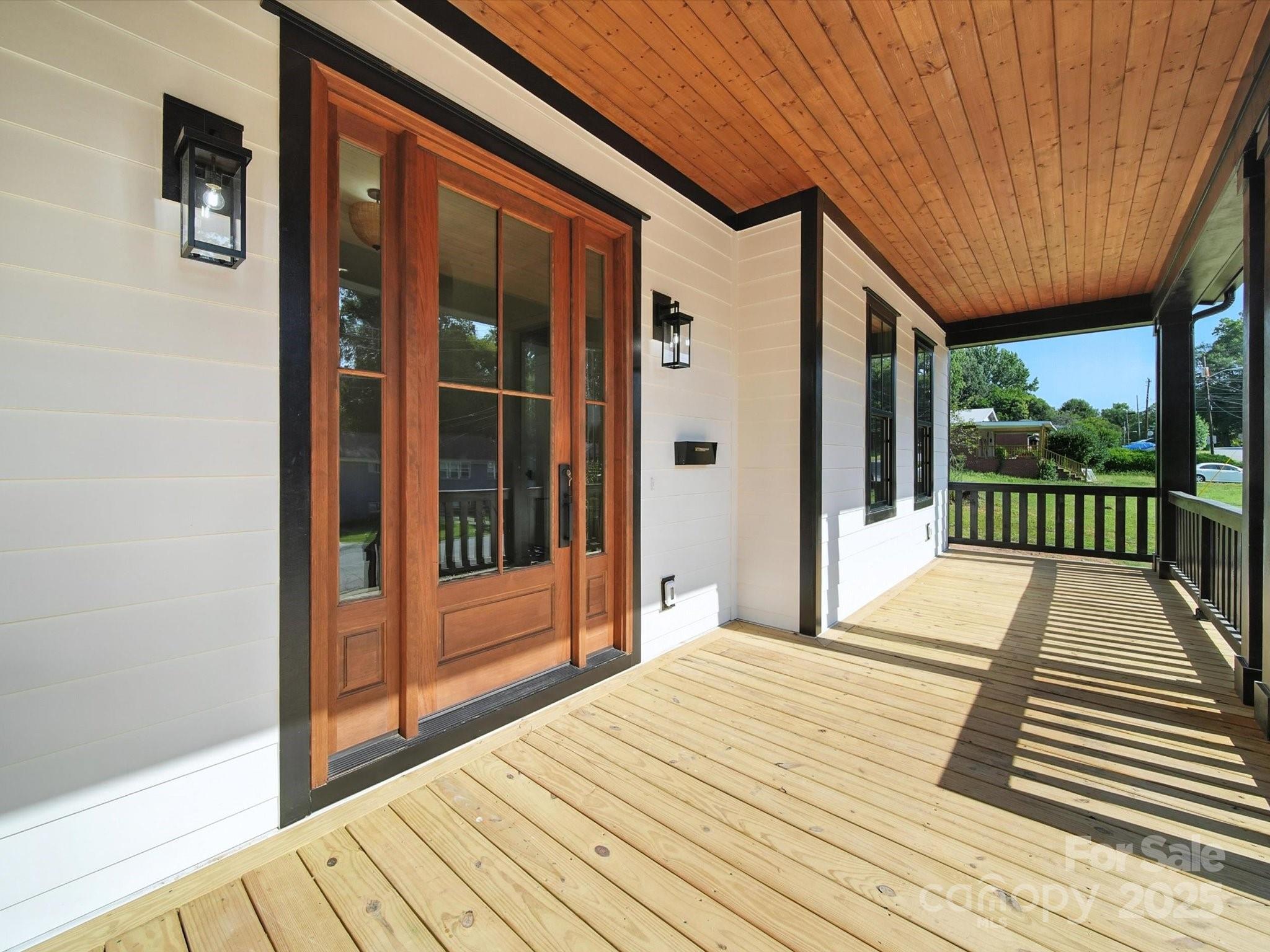 1807 Kennesaw Drive