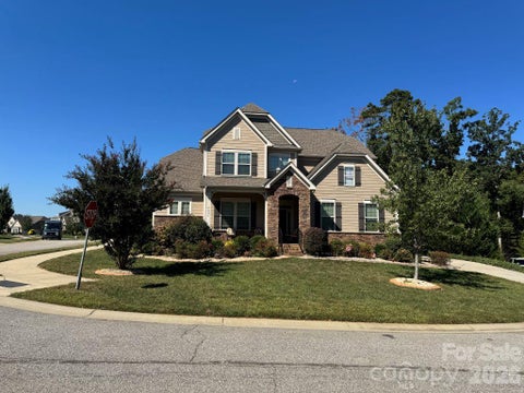Photo of 2001 Hampshire Court, Indian Trail, NC 28079 (MLS # 4401599)