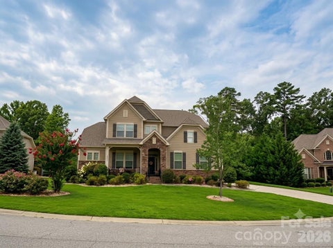 Photo of 2001 Hampshire Court, Indian Trail, NC 28079 (MLS # 4401599)