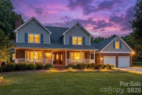 Photo of 3340 Su San Farms Road, Gastonia, NC 28056 (MLS # 4382690)