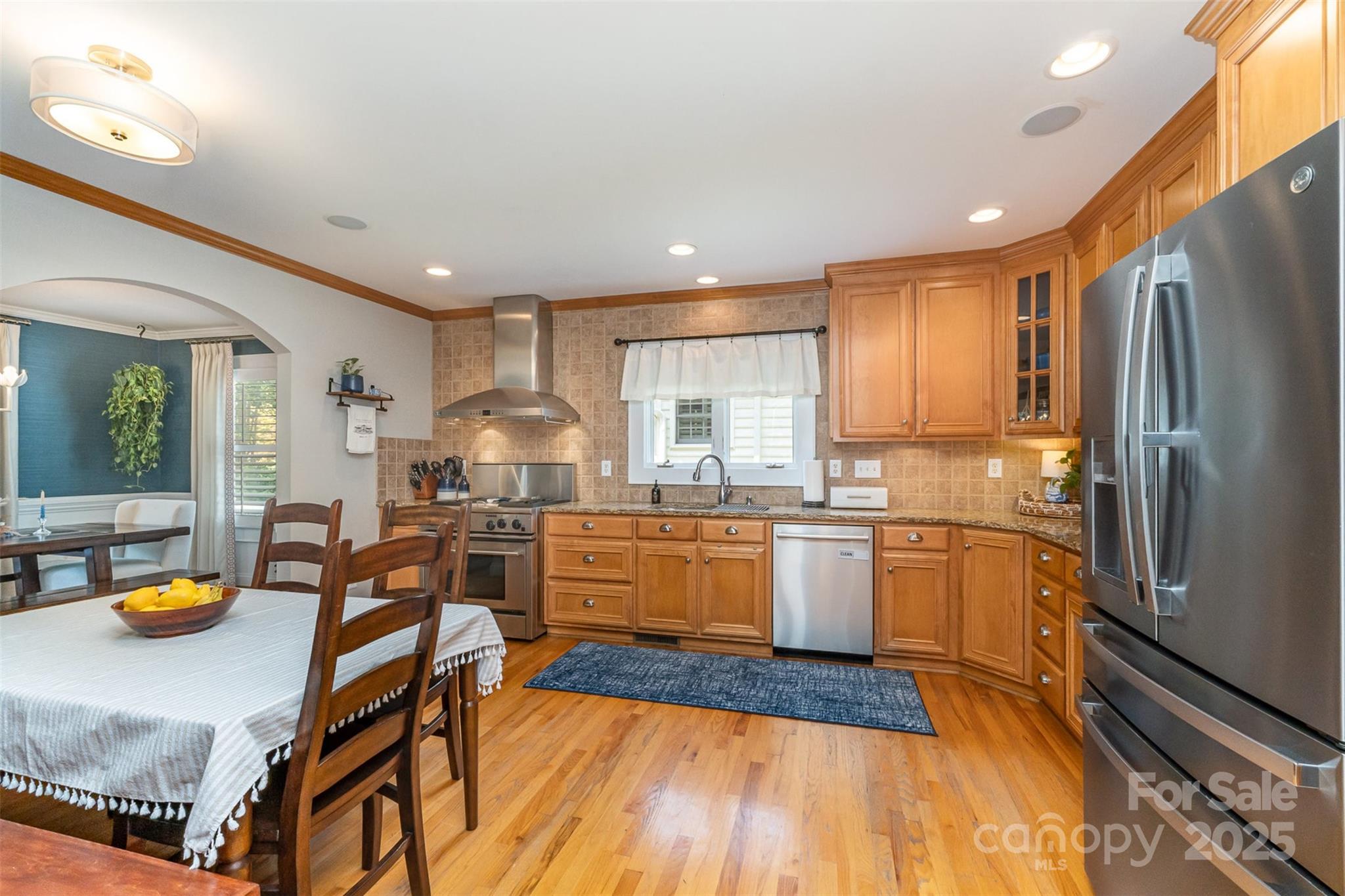 141 Eastover Drive SE