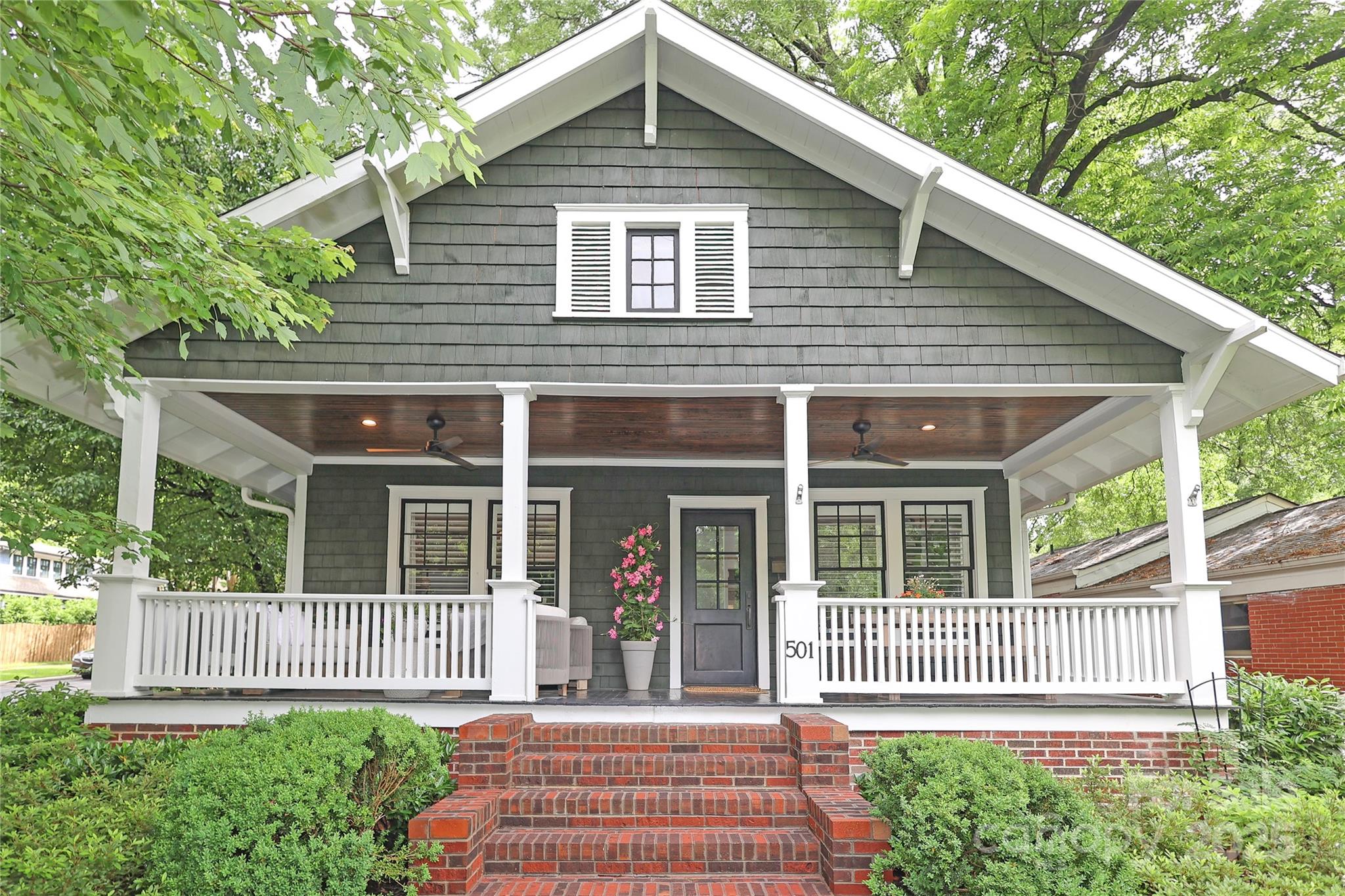 501 E Tremont Avenue